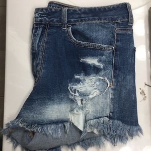 American Eagle hi-rise shortie